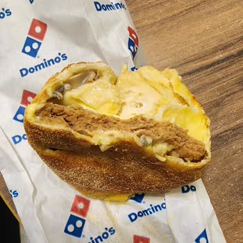 Domino's Pizza Bayrampaşa Şubesinde Sürekli Hamur Gelen Pizzalar Ve Düşük Müşteri Memnuniyeti
