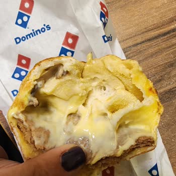 Domino's Pizza Bayrampaşa Şubesinde Sürekli Hamur Gelen Pizzalar Ve Düşük Müşteri Memnuniyeti