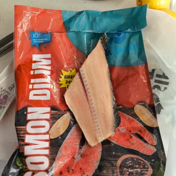 BİMden Aldığım Dondurulmuş Somonun Ambalajı Açıktı Ve Balık Bozuk Çıktı