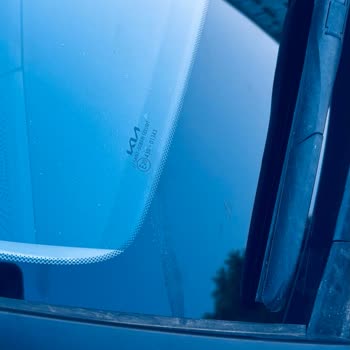 Araç Cam Değişiminde Kirli Teslimat Ve Yetersiz Temizlik Mağduriyeti