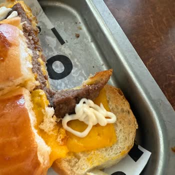 Cook Shopta Slider Burger Ve Çıtır Tavuk Burger Tam Bir Hayal Kırıklığı