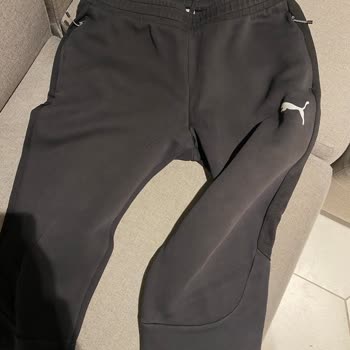 Puma Eşofman Altı Kısa Sürede Soldu Ve Söküldü