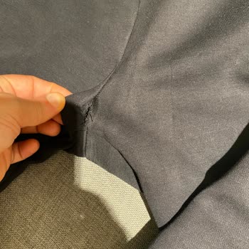 Puma Eşofman Altı Kısa Sürede Soldu Ve Söküldü