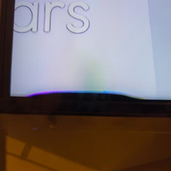 Samsung TVde Köşelerde Beyaz Işık Ve Ölü Piksel Sorunu Yaşadım