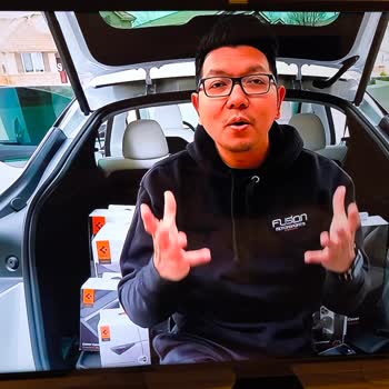 Samsung TVde Köşelerde Beyaz Işık Ve Ölü Piksel Sorunu Yaşadım