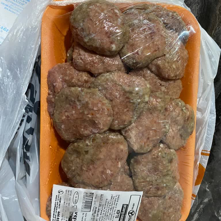 Bozuk Köfte Ve Eksik Ayran Teslimatı Mağduriyeti