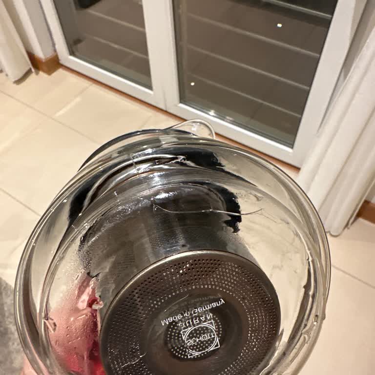 Arçelik 6964 Çay Makinesi Cam Demlik Kısa Sürede Çatladı