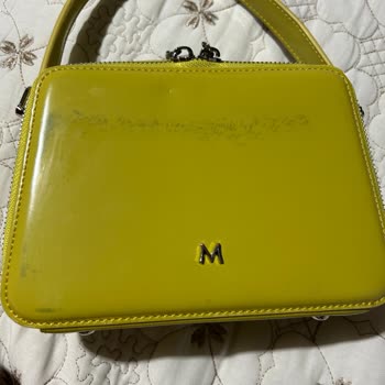 Aldığım Çantada Leke Oluştu, Mağaza İlgisiz Davrandı Ve Çözüm Sunmadı