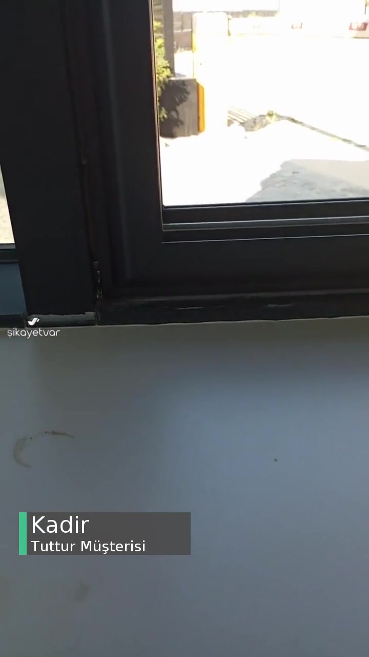 Tuttur Beni Yanılttı! videonun kapak resmi