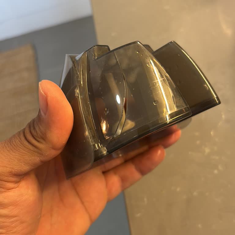 Buharlı Ütüde Kırık Su Haznesi Ve Ulaşılmayan Müşteri Hizmetleri