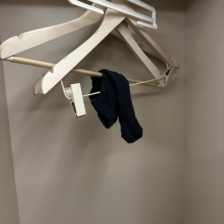 Verdreckte Zimmer bei The Milltown Hotel über Hotels.com, aber keine Rückerstattung!