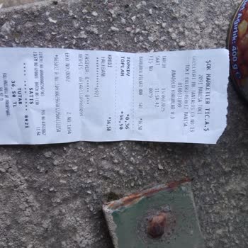 Konserve İçinden Taş Çıkması Nedeniyle Sağlık Ve Güvenlik Endişesi