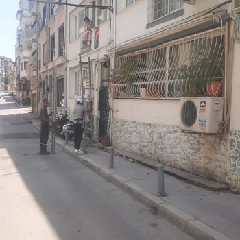 Kanalet Varken Kabloları Dışarıdan Döşediler, Görüntü Kirliliği Oluştu