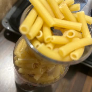 BİM'den Aldığım Makarna İçinden Yabancı Cisim Çıktı, Kullanamadım!