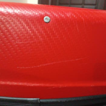 Vuelo Pegasus, maleta dañada y atención insuficiente al cliente