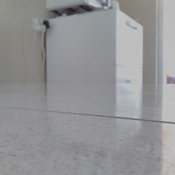 Yeni Alınan Masa Kısa Sürede Şişti Servis Bekleyişi Mağduriyet Yarattı