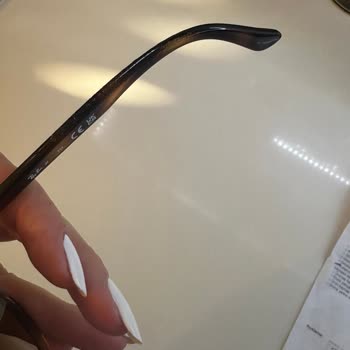 Gafas Ray-Ban para niños, deformación en la patilla y problema de garantía