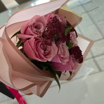 Sipariş Ettiğim Çiçek Özensiz Ve Eksik Geldi Müşteri Hizmetleri İlgisiz Kaldı