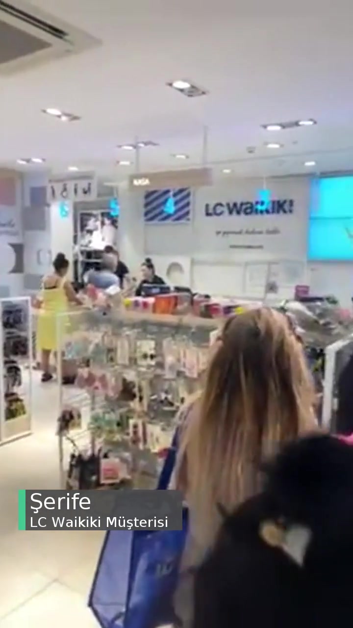 LCW  Kasa Sırası! videonun kapak resmi