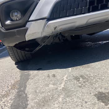 Araç Kiralama Sonrası Hafif Hasar Ve Uzayan Servis Süreci Hakkında Mağduriyet