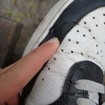 7 Ayda Deforme Olan Nike Ayakkabıda Garanti Reddi Mağduriyeti