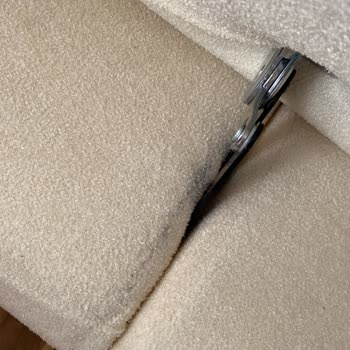 Aldığım Mobilyalarda Sorunlar Bitmiyor, Mağazadan Çözüm Bekliyorum