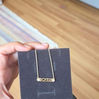 Kişiye Özel Kolye Vaadiyle Kusurlu Ve Farklı Ürün Gönderildi