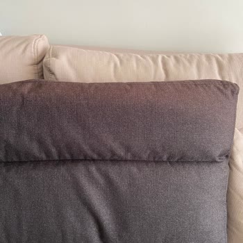Enza Home Koltuklar Hem Leke Tutuyor Hem Renk Atıyor!