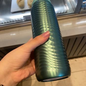 Starbucks'ta Termos Fiyatı Ve Çalışanların Tutumu Hayal Kırıklığı Yarattı