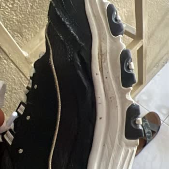 Skechers Ayakkabıda Dikiş Problemi Ve Değişim Sorunu