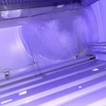 Garanti Kapsamındaki Buzdolabım Buz Dağına Döndü, Firma Değişim Yapmıyor!