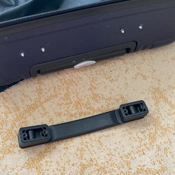 A101'den Aldığım Valizin Kulpu Koptu, Mağaza Çalışanının Saygısız Tavrı