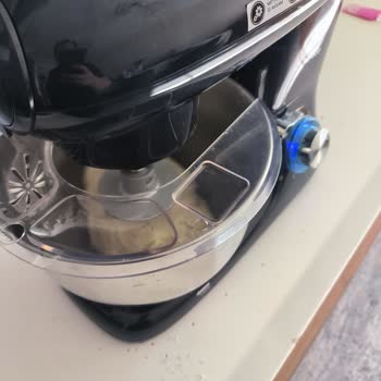 Eksik Parça Ve Yanıltıcı Bilgilendirme: Stand Mikserimde Koruyucu Kapak Yok