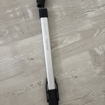 Philips Dikey Süpürge Sapı Kısa Sürede Kırıldı Servis Çözüm Sunmuyor