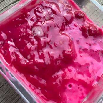 A101'den Alınan Tatlının Üzerinde Küf Çıkması