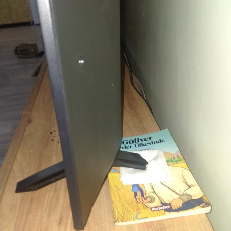 Televizyon Ayağının Dayanıksızlığı Nedeniyle Güvenlik Endişesi