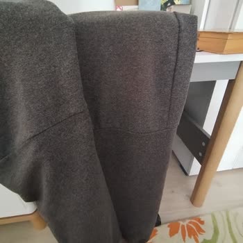 FLO Ayakkabı Aldığım Lotto Eşofman Altında Renk Atması Ve Garanti Sorunu