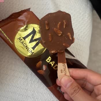 Açılmış Ve Yarım Magnum Mini Dondurma Şoku