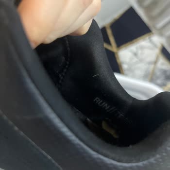 Skechers Ayakkabı 2 Ayda Kullanılamaz Hale Geldi, Boyner'den Yetersiz Destek