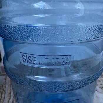 Beysu Bayisi Eski Damacanaları Geri Almıyor, Depozito Mağduriyeti