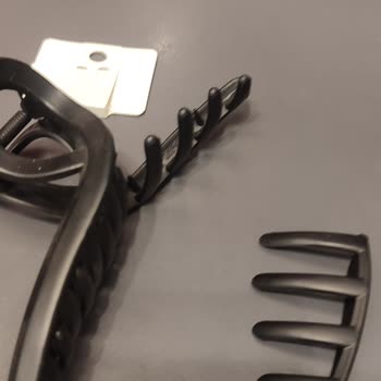 Mağazada Denediğim Toka Hemen Kırıldı Görevli İlgisiz Davrandı