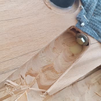 Mondi'den Alınan Sandalye Takımında Sürekli Yaşanan Kırılma Sorunu