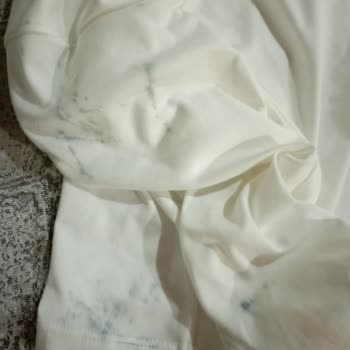 Yıkama Sonrası Bluzda Oluşan Siyah Çizgiler Ve Renk Sorunu