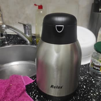 Relax Marka Termos Sıcak Tutmuyor Ve Dış Yüzeye Isı Veriyor