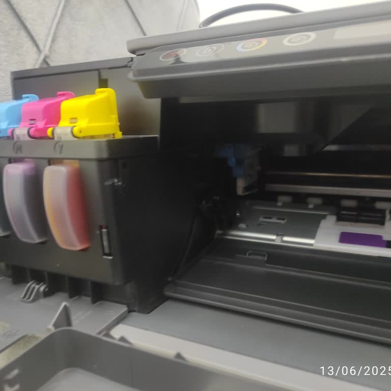 HP Printhead Got Stuck Again - I Cannot Print Colors