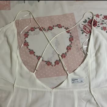 Elbisemin Askısı Kasıtlı Olarak Kesildi, İade Edilmek İsteniyor!