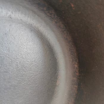 Sağlıklı Diye Aldığım Lava Döküm Tencere Paslandı Ve Boyası Kalktı