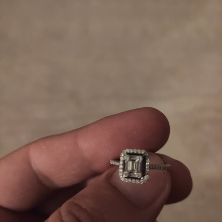 Zen Pırlanta'dan Alınan Baget Yüzük Değişiminde Büyük Hayal Kırıklığı