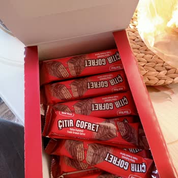 Çikolatadan Çıkan Sert Cisim Çocuğumun Sağlığını Tehlikeye Attı