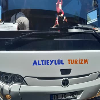 Kale Seyahat İle Yaşanan Gecikme, Koltuk Sorunu Ve Hizmet Eksikliği Nedeniyle Mağduriyet